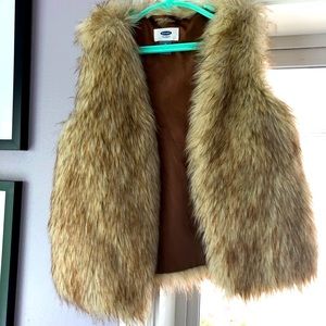 Faux fur vest, soft and adorable!